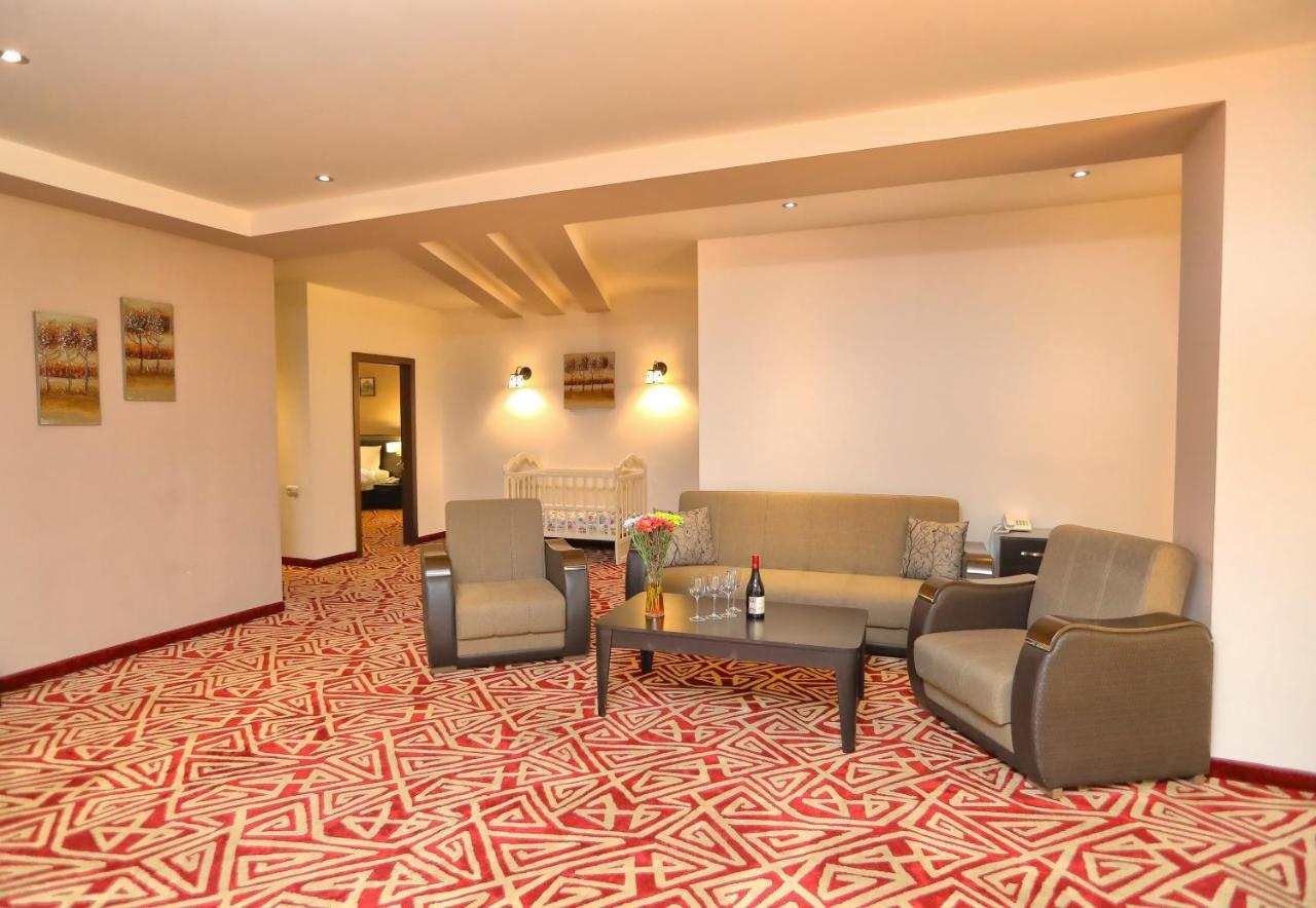 Aghveran Ararat Resort Hotel Arzakan Luaran gambar